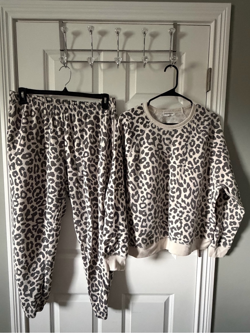 Grayson Threads Leopard Lounge Set | Sweatshirt & Jogger Sweatpants | XL